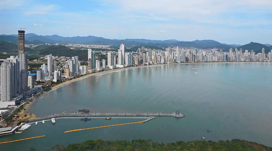 Balneário Camboriú: as melhores praias, onde ficar, onde comer, o que fazer e muito mais!